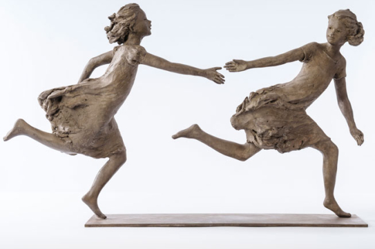 Girls in the wind