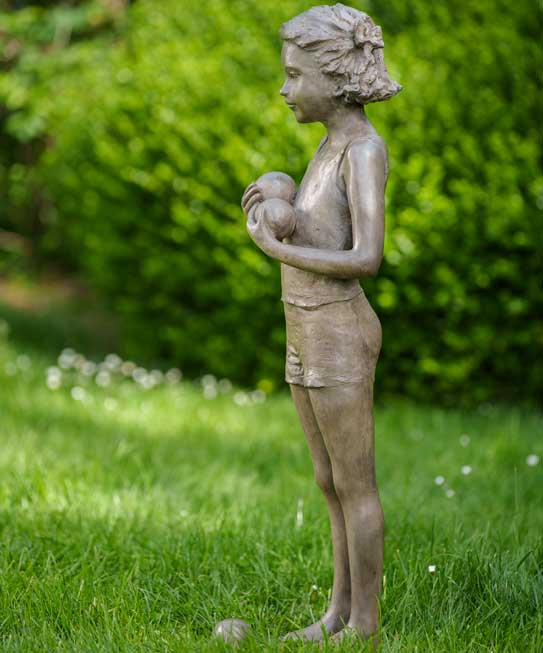 The young petanque player