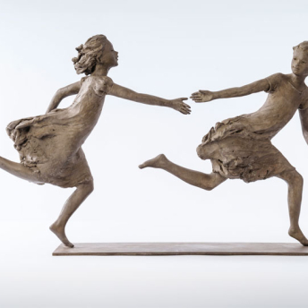 Girls in the wind
